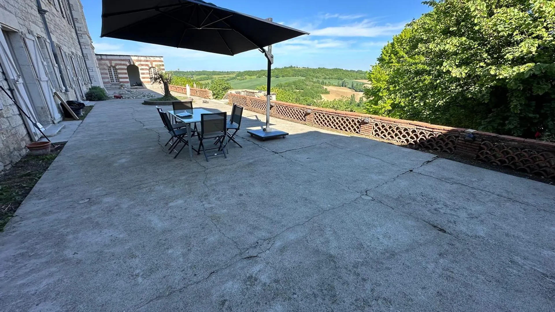 Bed & Breakfast Les Trois Terrasses Bed and Breakfast Montpezat-de-Quercy