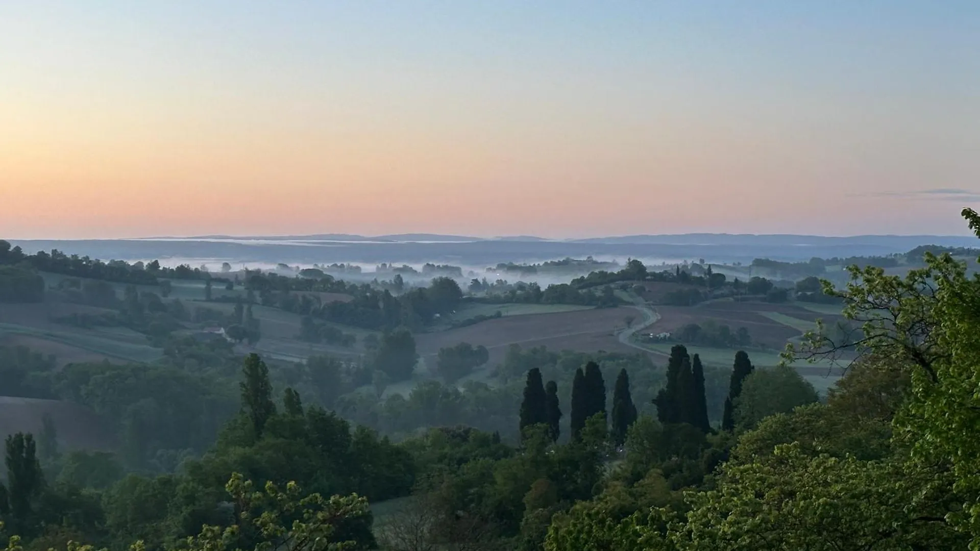 Les Trois Terrasses Bed and Breakfast Montpezat-de-Quercy Bed & Breakfast