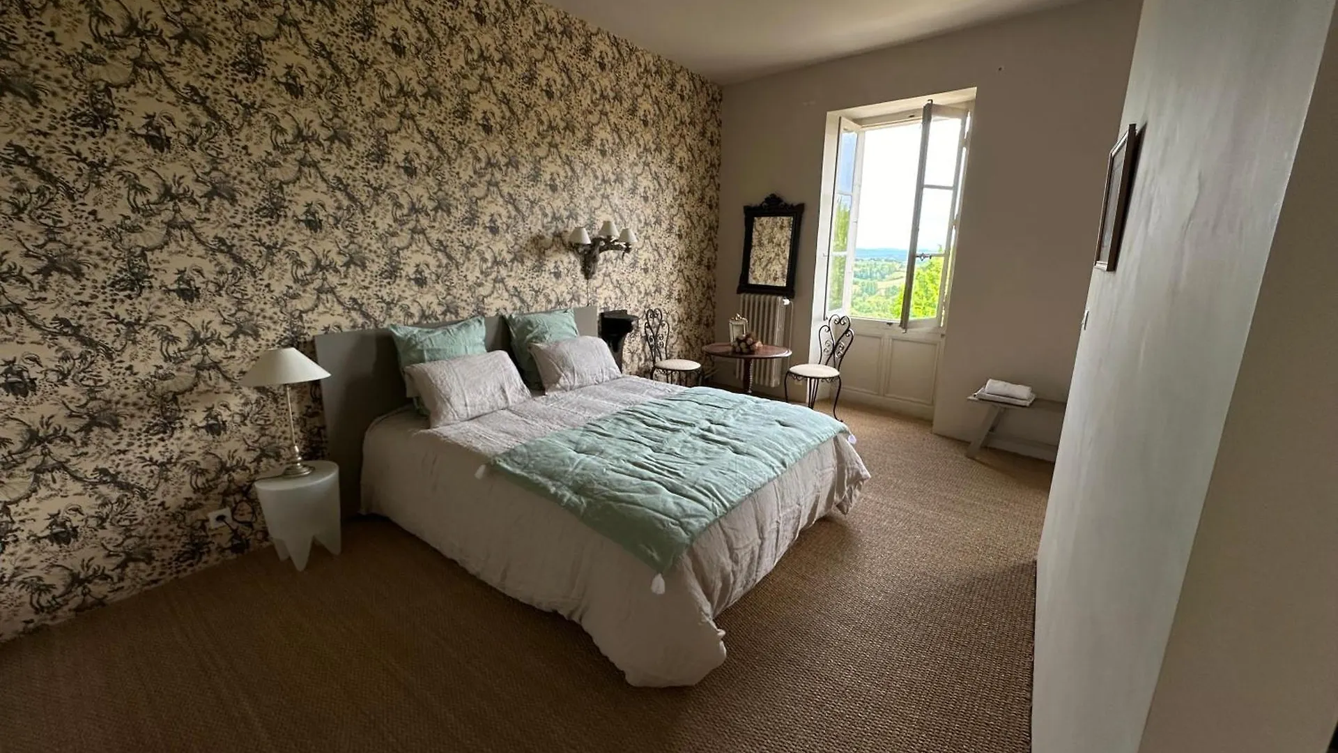 Les Trois Terrasses Bed and Breakfast Montpezat-de-Quercy 0*,  Frankrijk